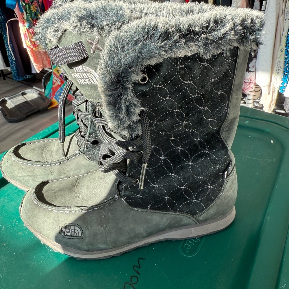 The North Face Black and Gray Quilted Boots